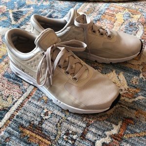 Nike Air Tennis Shoes